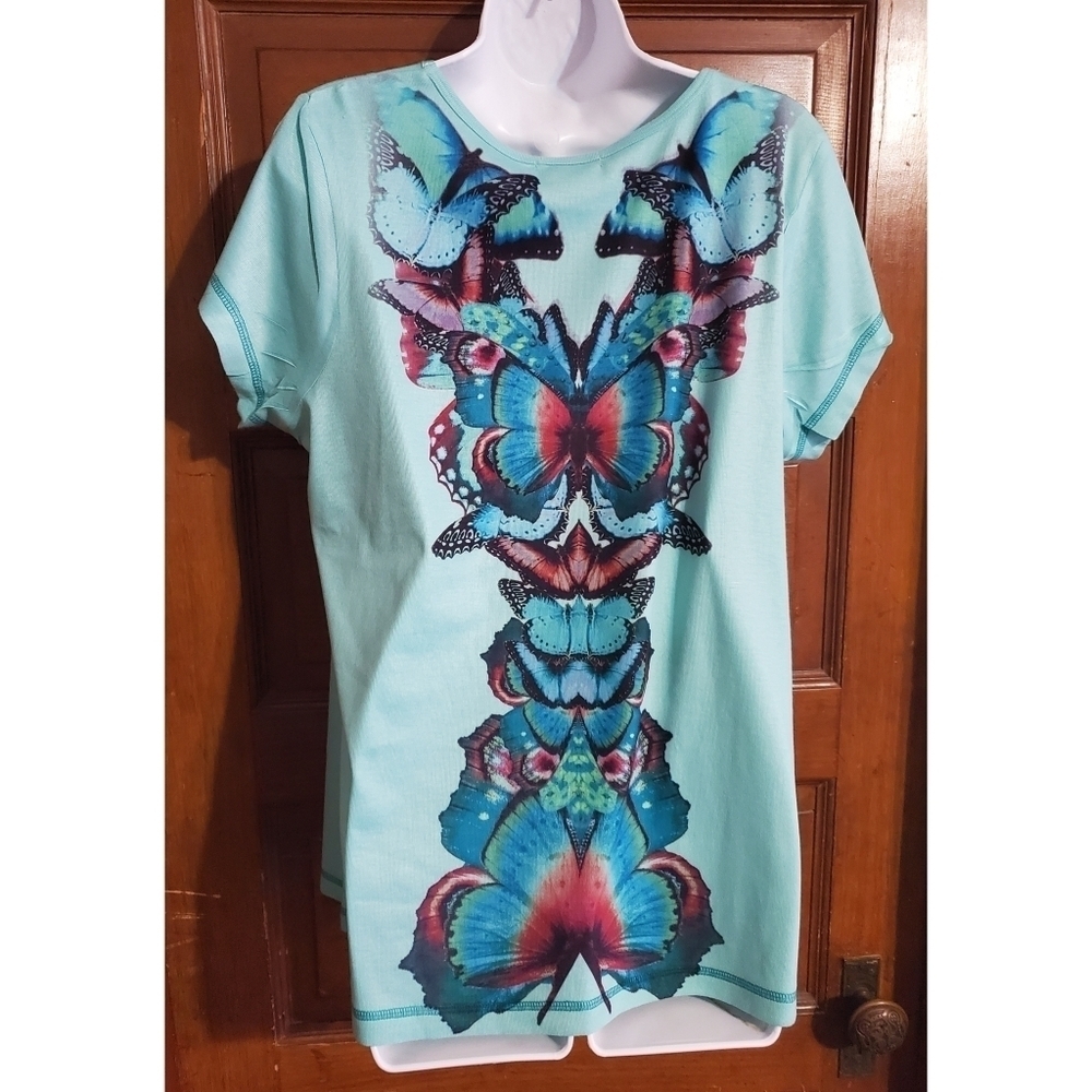 Energie World Wear Butterfly Embellished Top - Picture 5 of 7